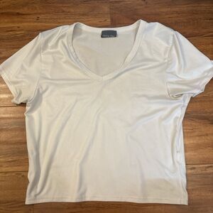 Olivia Rae Cream Short Sleeve V-Neck Top